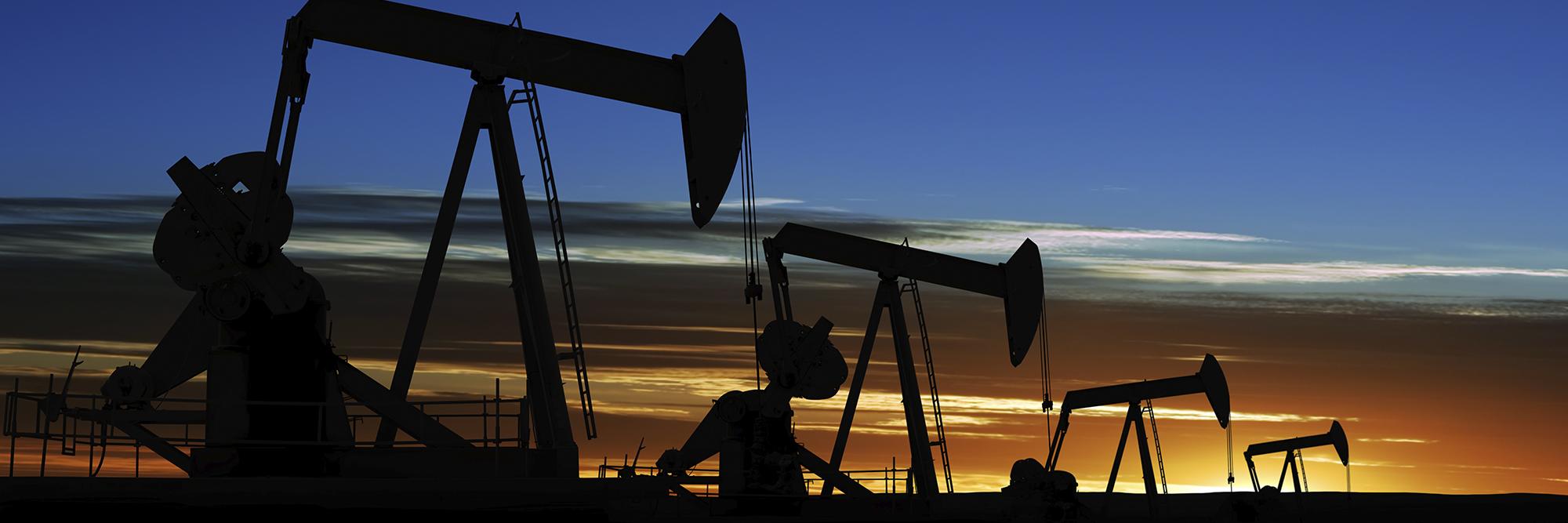 oilgasco-nonlogo-customerstory-gettyimages-156716823-2000x800.jpg