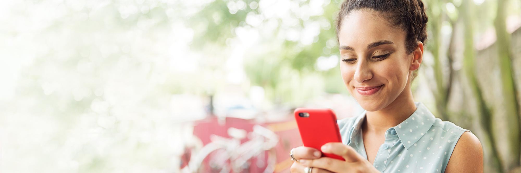 pelephone-customer-story-web-gettyimages-588394831-2000x890.jpg